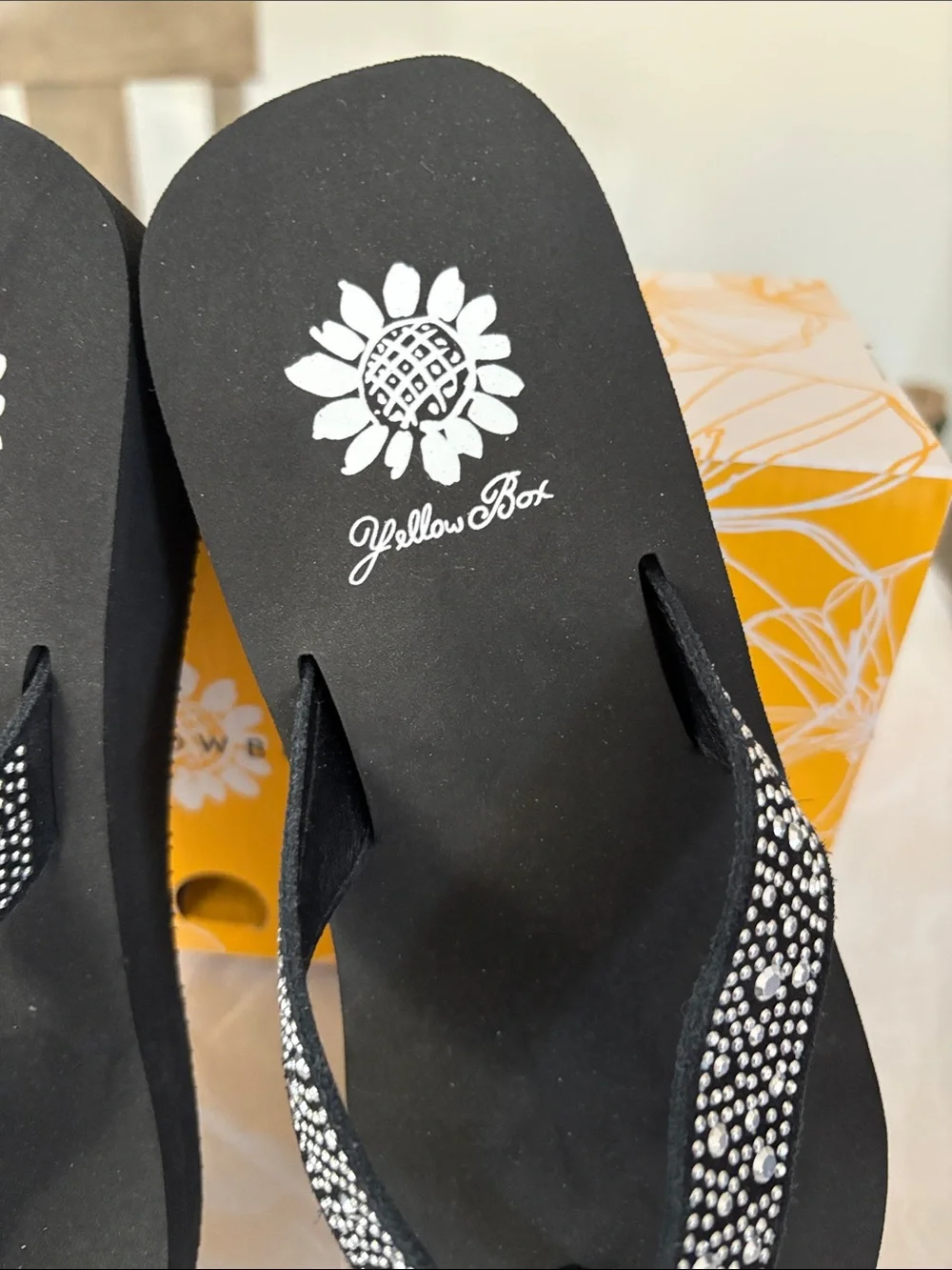 Yellow Box Africa Black Women's Sandals Size 9 New